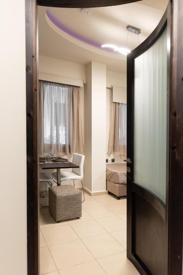 Pasiphae Lux Apartment Downtown Iraklion Buitenkant foto